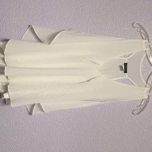 Venus NWT white cascading tank. Never worn.
